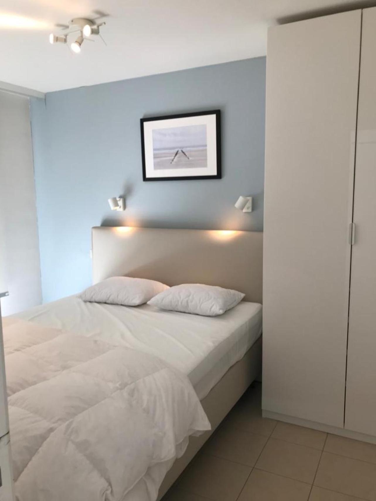 Urbanstay Suites - Beachfront Apartment In Knokke Экстерьер фото